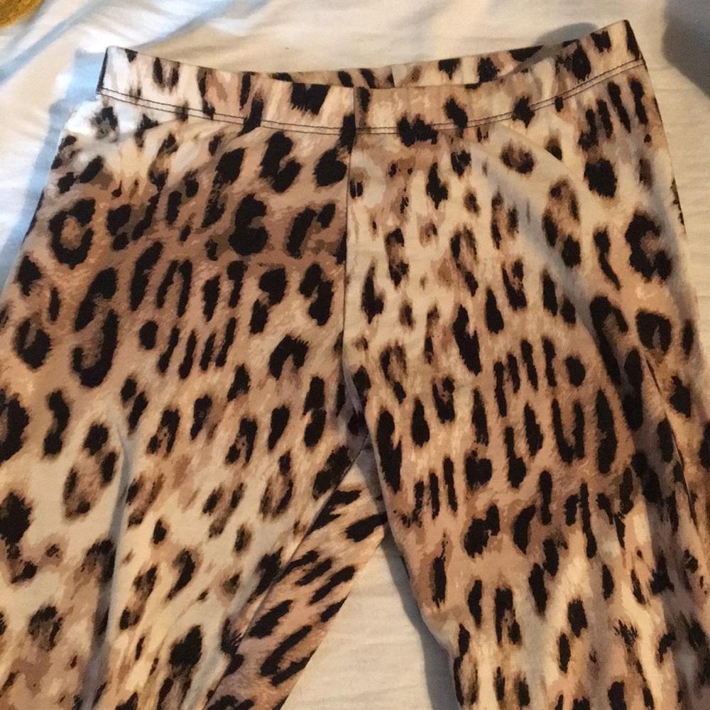 Leopard leggings